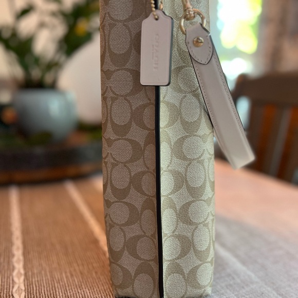 Coach Signature Canvas Shoulder Bag Beige Tan Leather Trim Purse - Picture 6 of 7